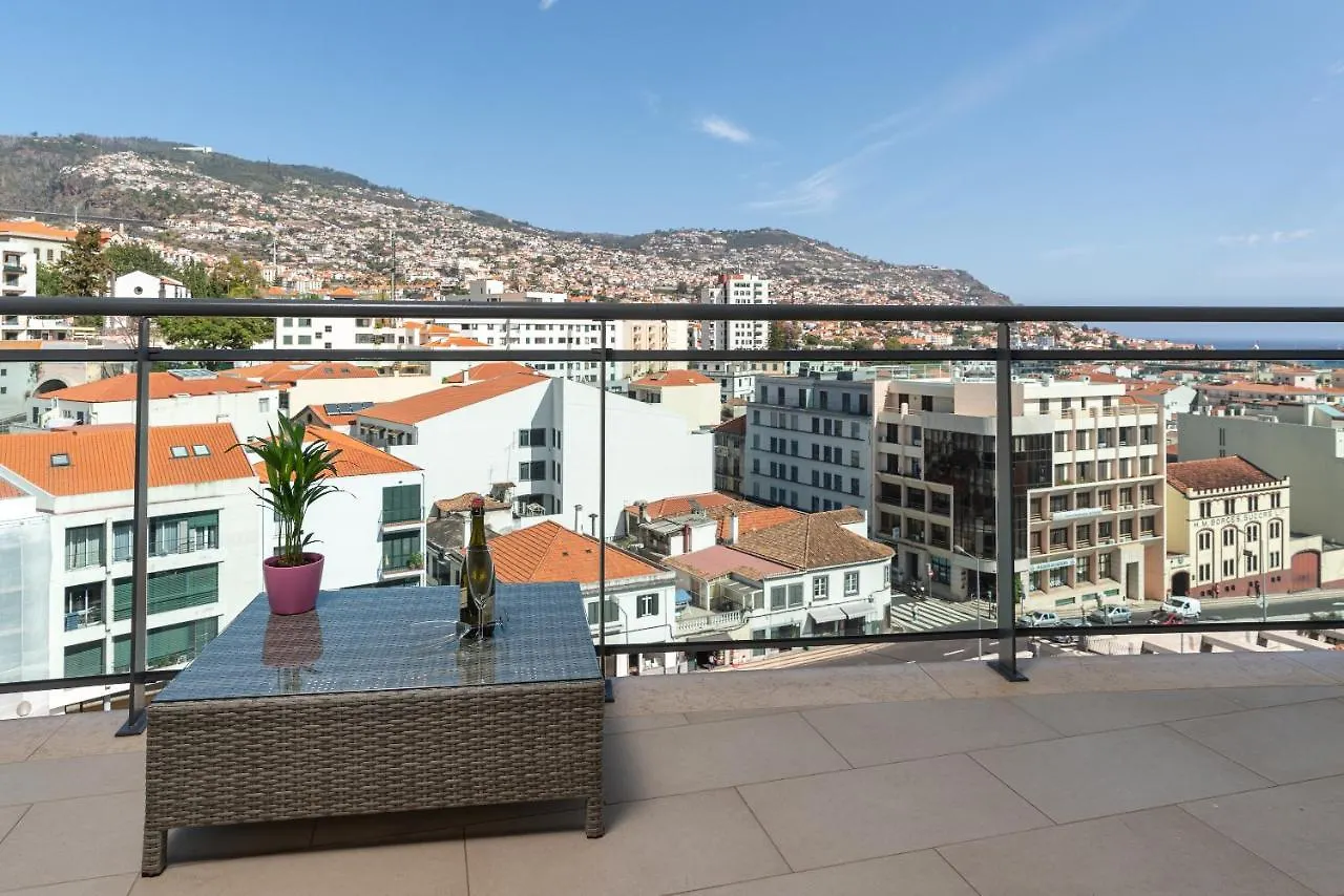 Luxurious Apartment Funchal - Casa Valentina - Rent2U, Lda Portugal