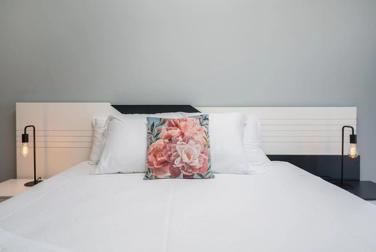 Luxurious Apartment Funchal - Casa Valentina - Rent2U, Lda  Funchal (Madeira)