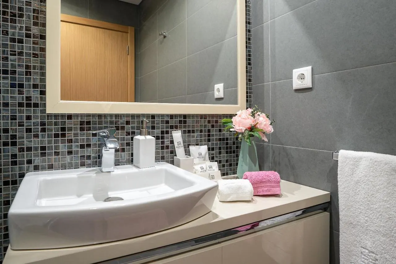 Luxurious Apartment Funchal - Casa Valentina - Rent2U, Lda  Funchal (Madeira)