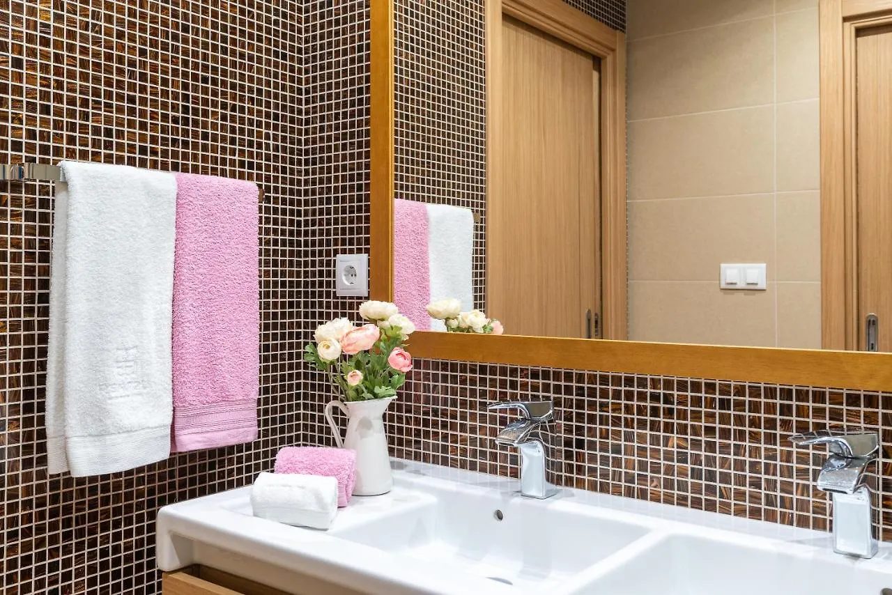 Luxurious Apartment Funchal - Casa Valentina - Rent2U, Lda