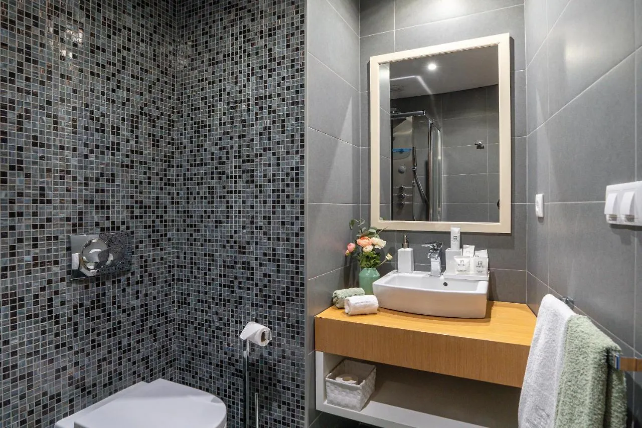 Luxurious Apartment Funchal - Casa Valentina - Rent2U, Lda