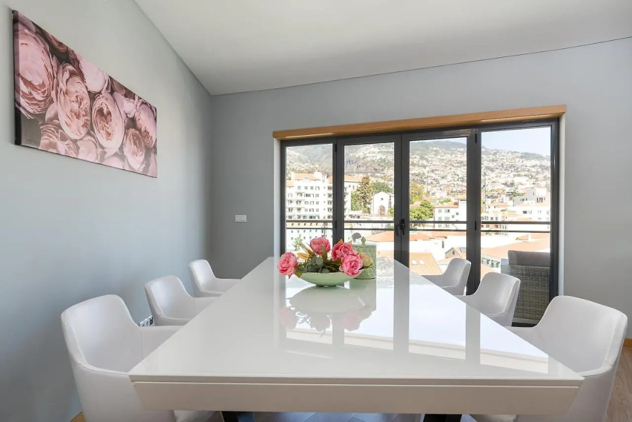 Luxurious Apartment Funchal - Casa Valentina - Rent2U, Lda 0*, Funchal (Madeira) Portugal